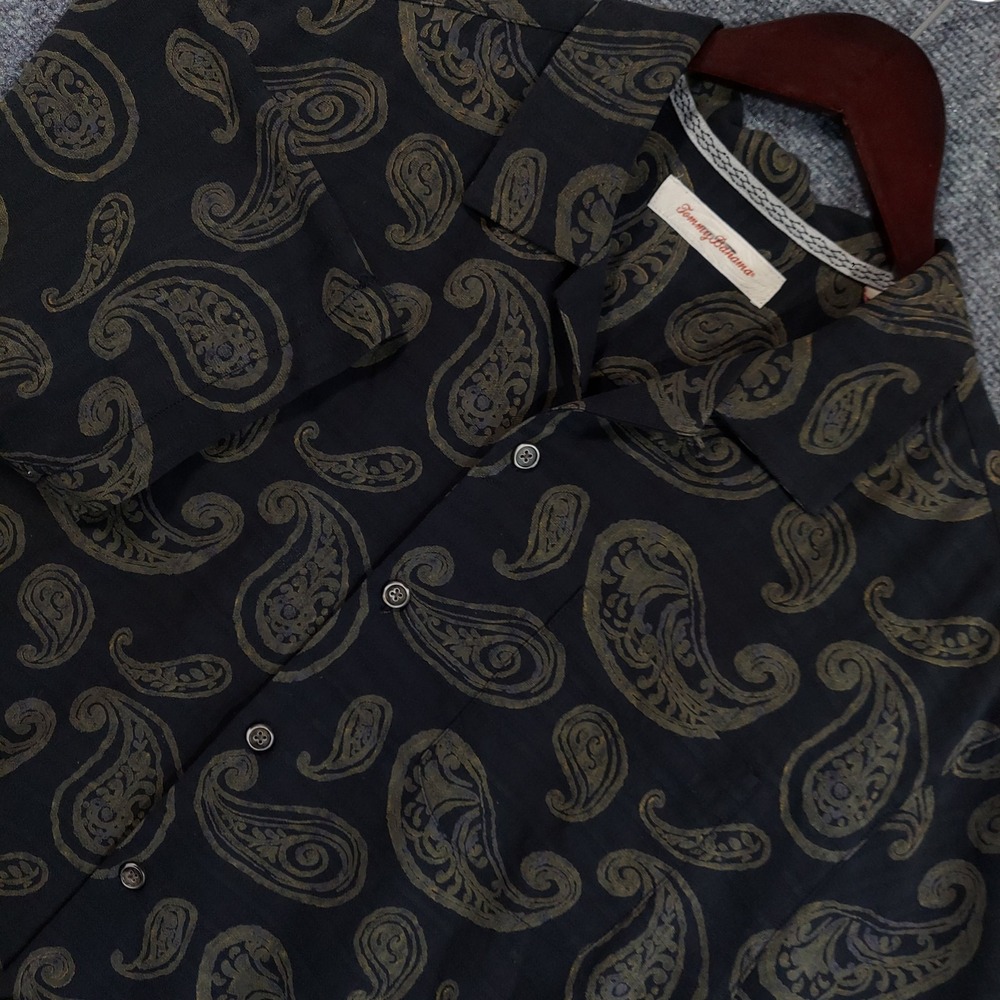 Tommy Bahama Button Front Shirt Mens Large Black Silk Paisley Camp Loop Collar
